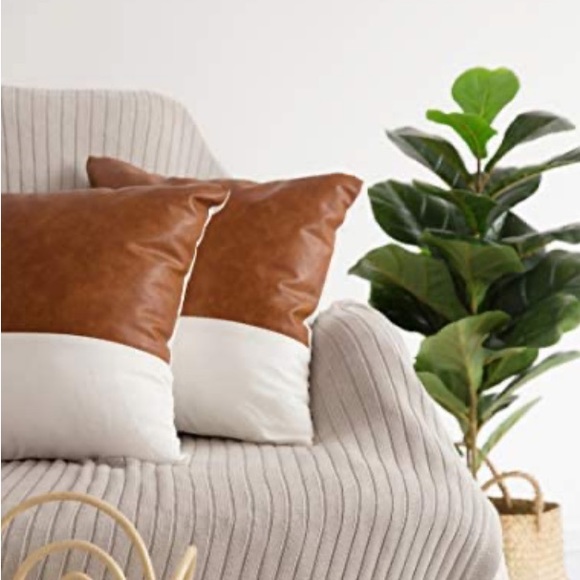 🤎SOLD🤎Accent Pillows-Cognac and White - Picture 3 of 5